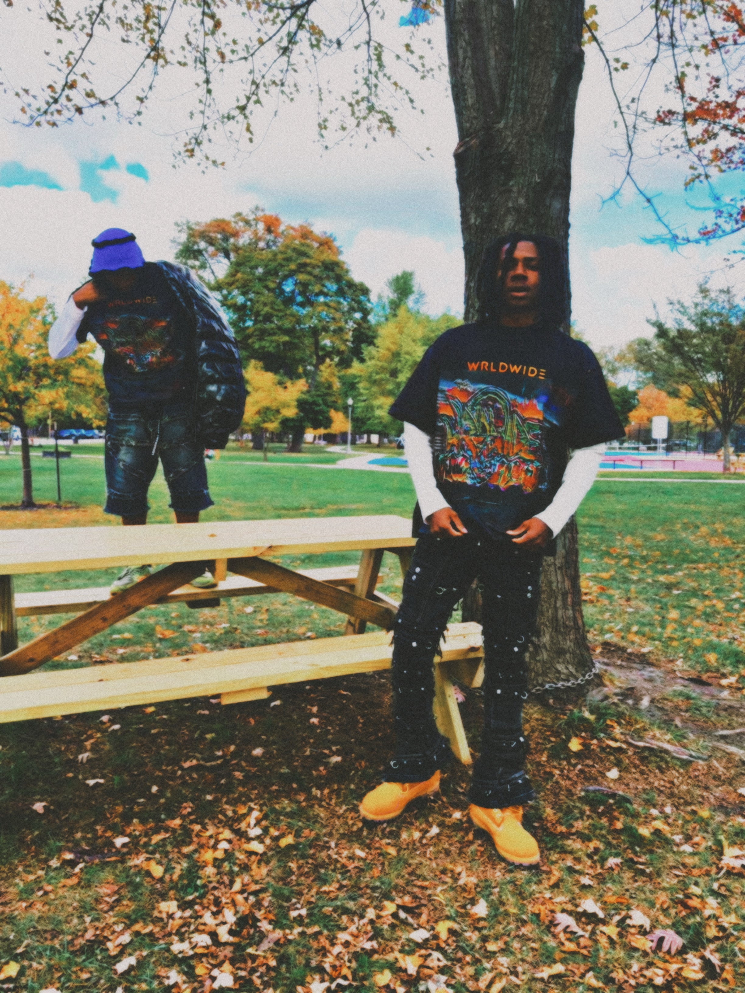 WRLDWIDE “TRAIN GRAFFITI” TEE